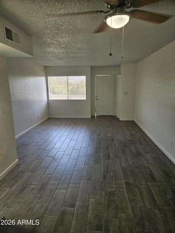 3810 E EARLL Drive 101A, Phoenix, AZ 85018