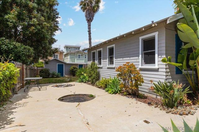 421 S Tremont St, Oceanside, CA 92054