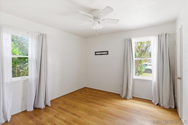 421 S Tremont St, Oceanside, CA 92054