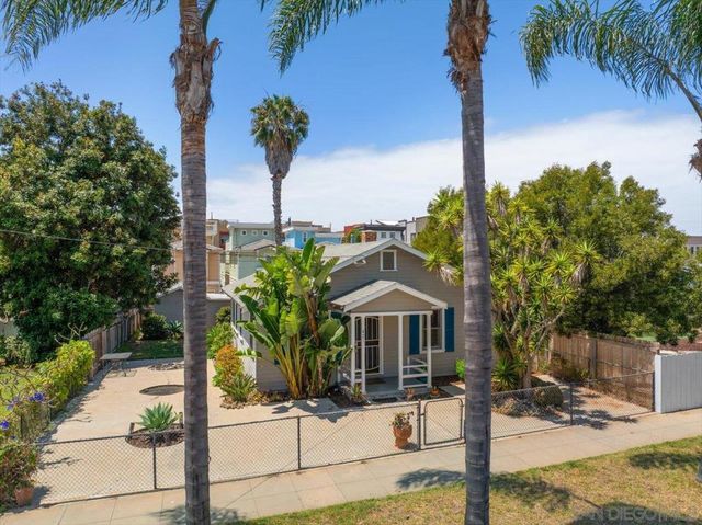 421 S Tremont St, Oceanside, CA 92054