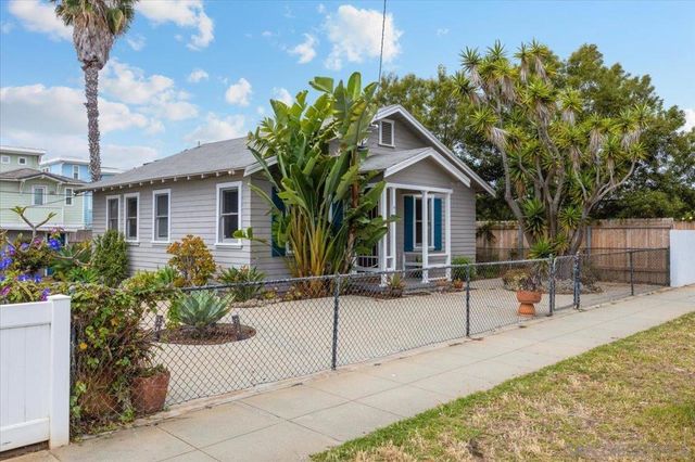 421 S Tremont St, Oceanside, CA 92054