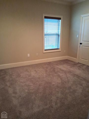 3436 Village Meadow Drive Drive, Jonesboro, AR 72405