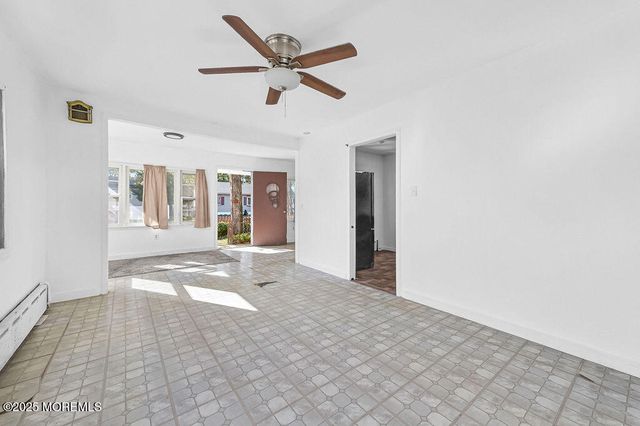 108 W Concourse, Keyport, NJ 07735