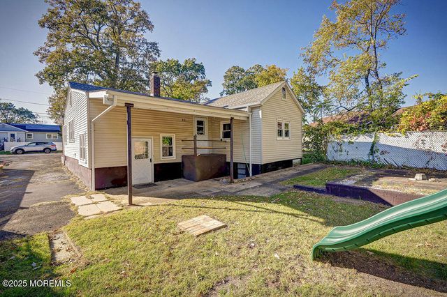 108 W Concourse, Keyport, NJ 07735