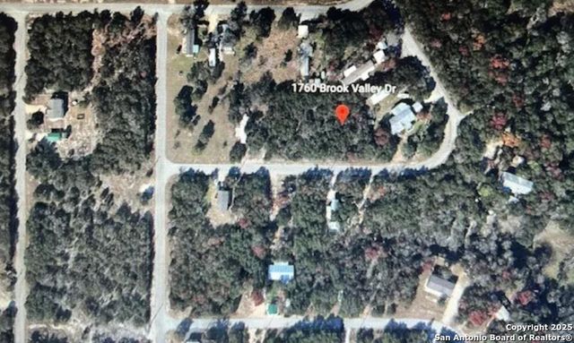 1760 Brook Valley, Canyon Lake, TX 78133