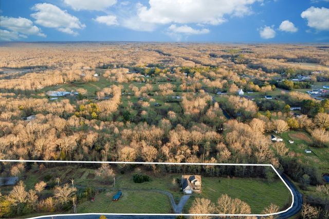 264 Firetower Road, Dickson, TN 37055