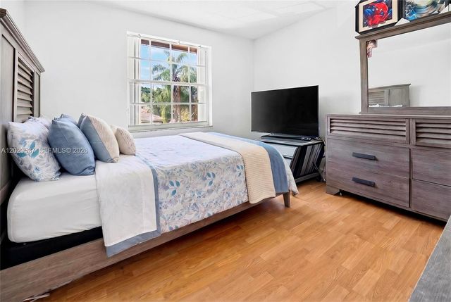 6124 NW 40th Street, Coral Springs, FL 33067