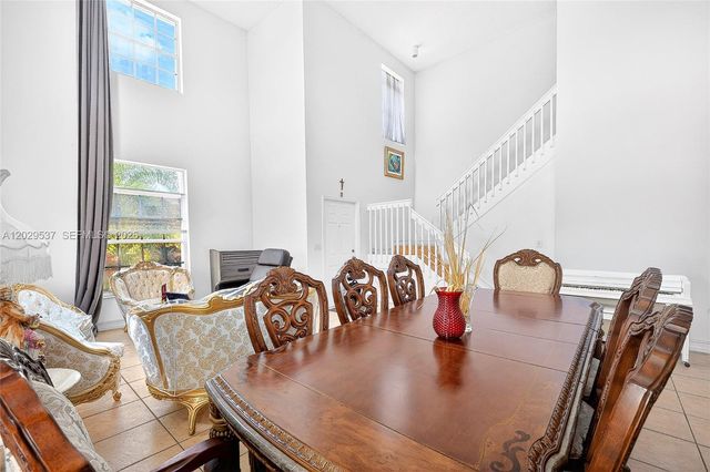 6124 NW 40th Street, Coral Springs, FL 33067