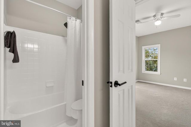 22932 GOLDEN PLOVER PL, Brambleton, VA 20148
