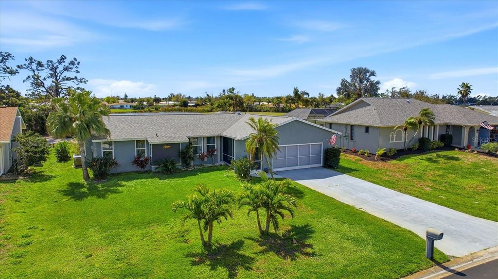 47 OAKLAND HILLS PLACE, Rotonda West, FL 33947