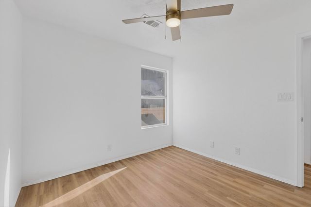 1086 Cactus Drive NE, Rio Rancho, NM 87144