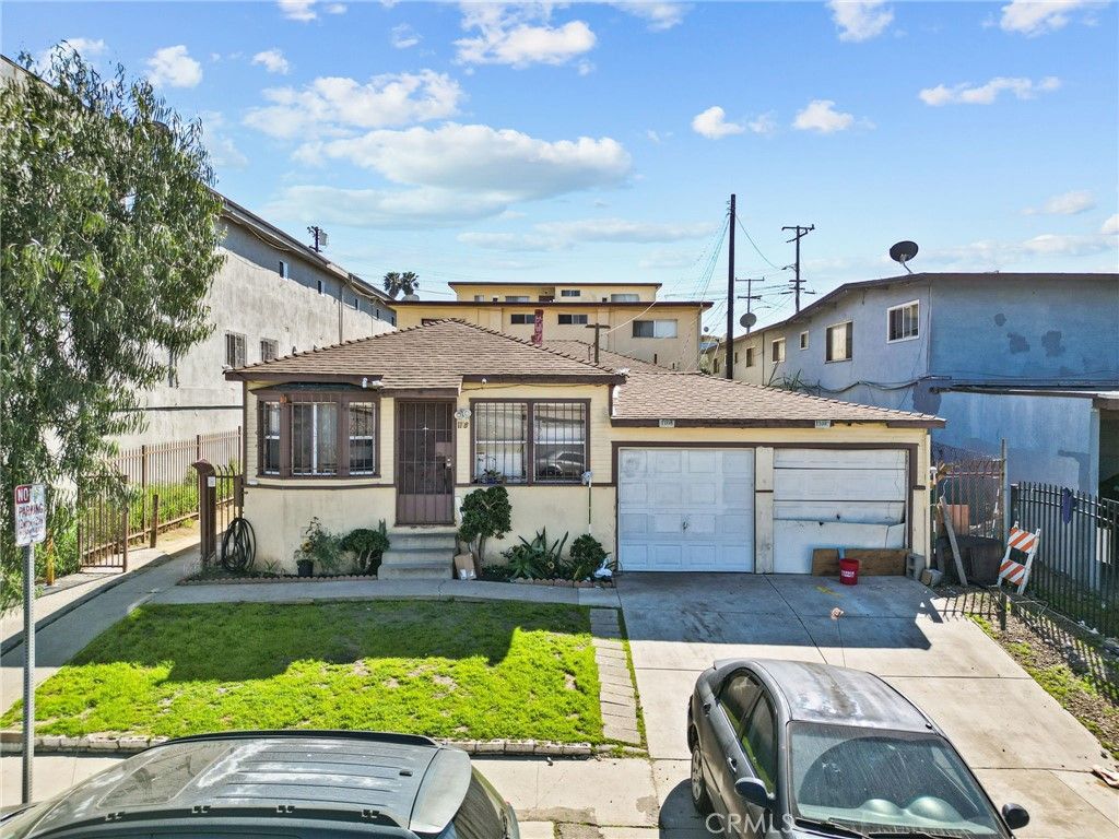 Image 1 of property listing at 1108 W 117th, Los Angeles, CA 90044