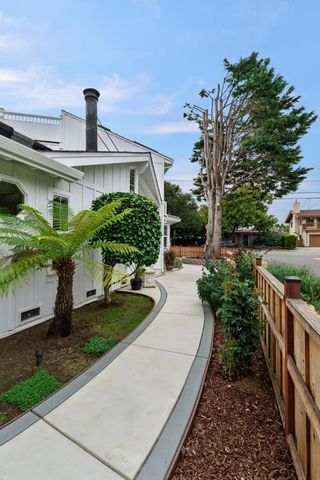 131 Seacliff Drive, Aptos, CA 95003