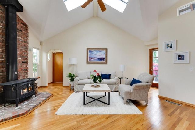 131 Seacliff Drive, Aptos, CA 95003
