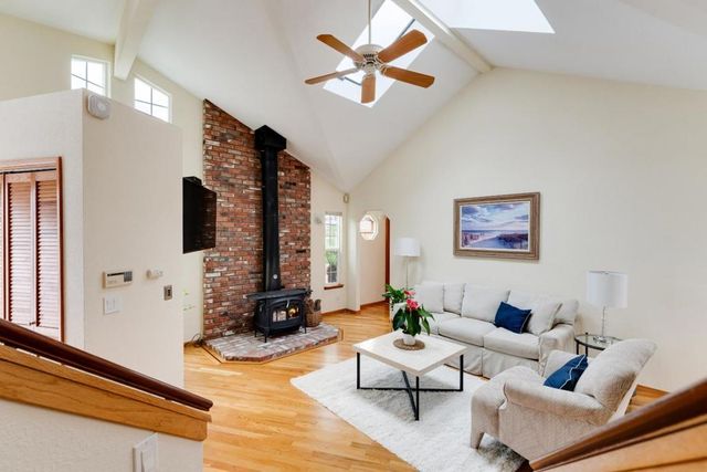 131 Seacliff Drive, Aptos, CA 95003