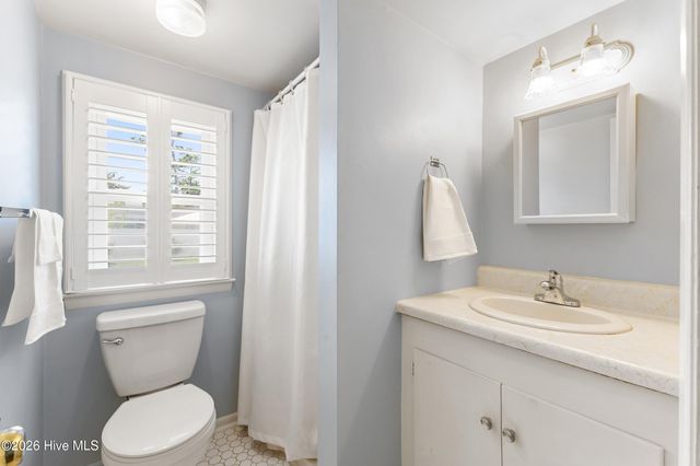 2302 Camellia Drive, Wilmington, NC 28403