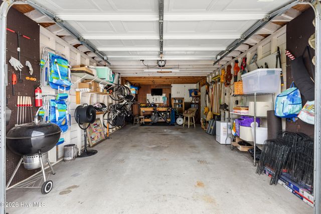 2302 Camellia Drive, Wilmington, NC 28403