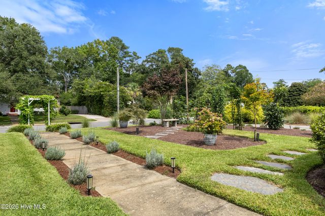 2302 Camellia Drive, Wilmington, NC 28403