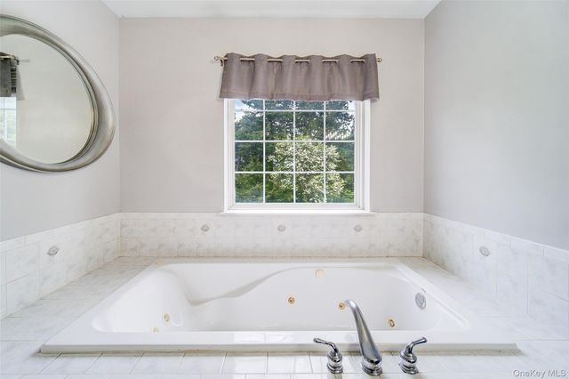 58 Nancy Lane, Chester, NY 10918