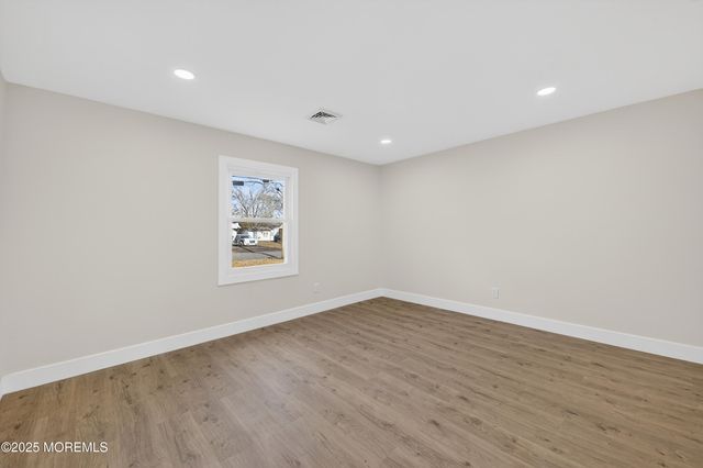 1627 Adams Avenue, Toms River, NJ 08753