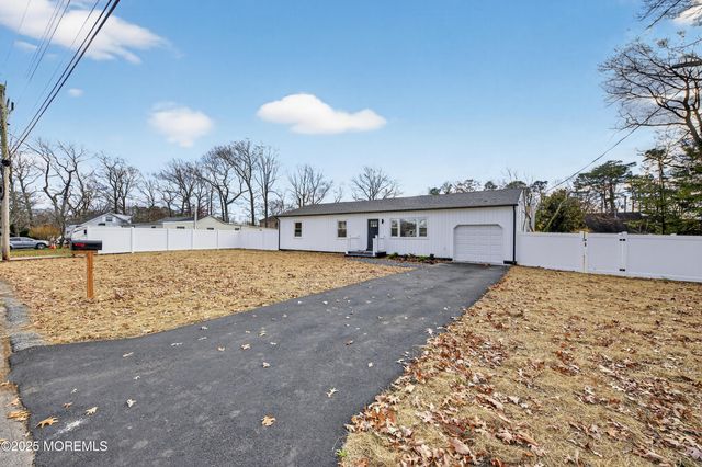 1627 Adams Avenue, Toms River, NJ 08753