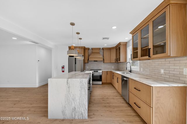 1627 Adams Avenue, Toms River, NJ 08753