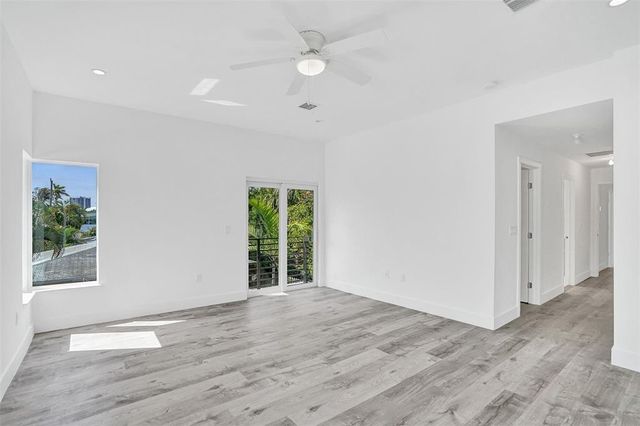 815 NE 17th Avenue 5, Fort Lauderdale, FL 33304