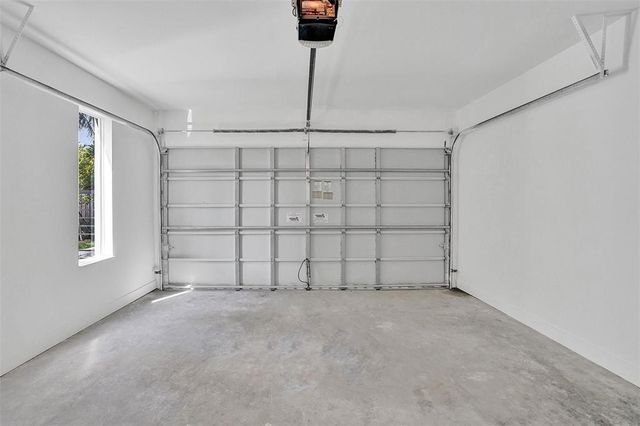815 NE 17th Avenue 5, Fort Lauderdale, FL 33304