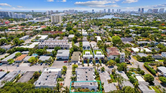 815 NE 17th Avenue 5, Fort Lauderdale, FL 33304