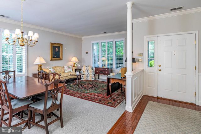 24 FOSTER RD, Pennington, NJ 08534