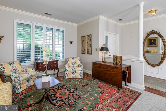 24 FOSTER RD, Pennington, NJ 08534