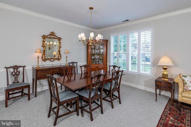 24 FOSTER RD, Pennington, NJ 08534