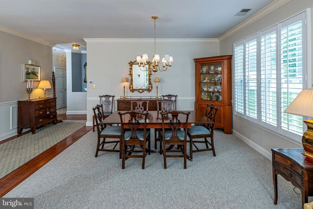 24 FOSTER RD, Pennington, NJ 08534