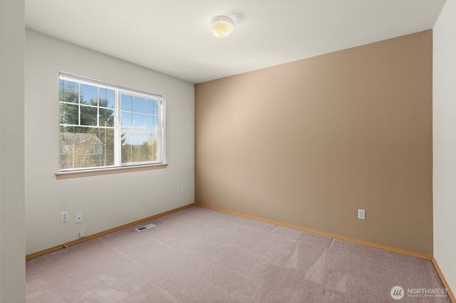 20505 190th Avenue E, Orting, WA 98360