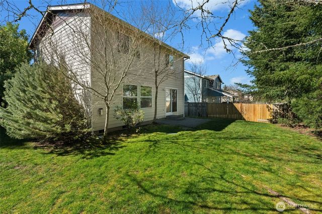 20505 190th Avenue E, Orting, WA 98360