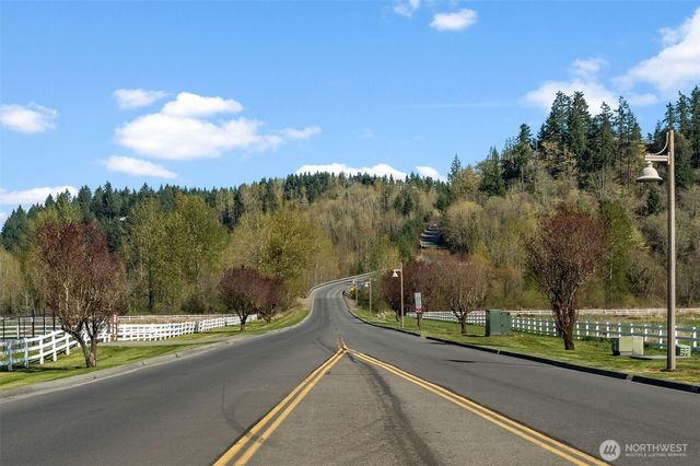 20505 190th Avenue E, Orting, WA 98360