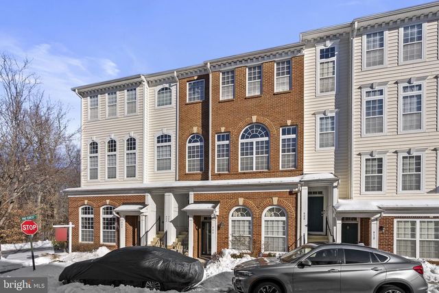 904 PINE FOREST LN, Upper Marlboro, MD 20774