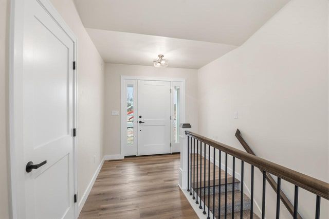 3740 EDWINA DRIVE, De Pere, WI 54115