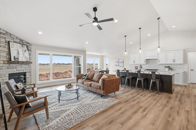 3740 EDWINA DRIVE, De Pere, WI 54115