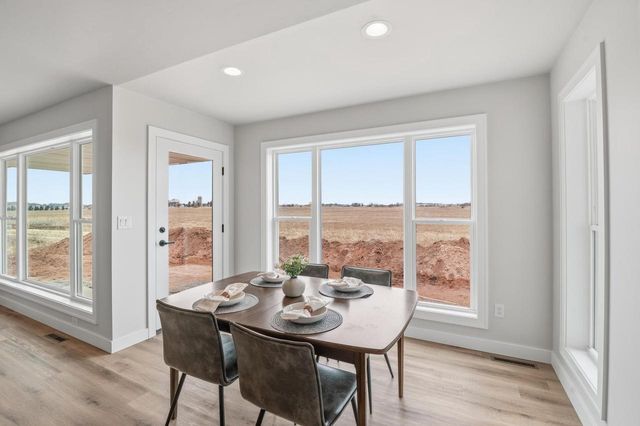 3740 EDWINA DRIVE, De Pere, WI 54115