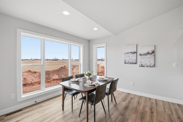 3740 EDWINA DRIVE, De Pere, WI 54115