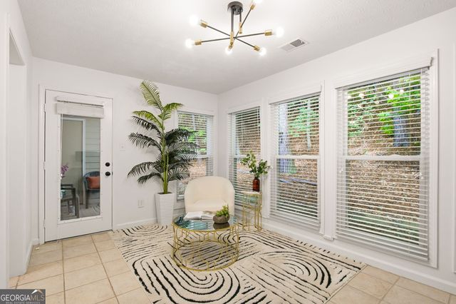 4013 Lake Pointe Circle, Roswell, GA 30075