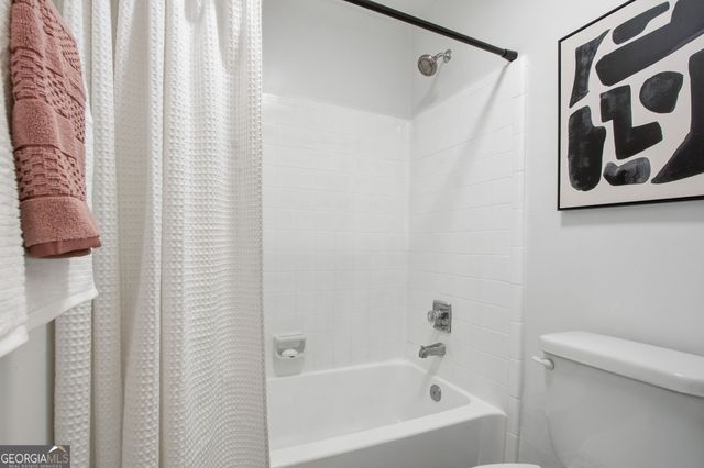 4013 Lake Pointe Circle, Roswell, GA 30075