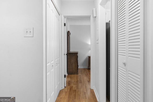 4013 Lake Pointe Circle, Roswell, GA 30075