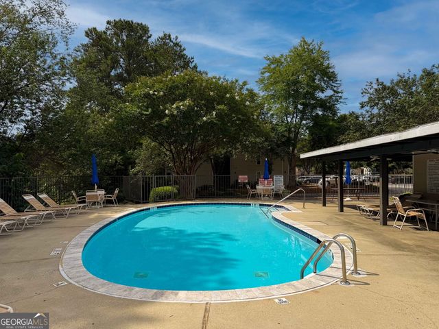 4013 Lake Pointe Circle, Roswell, GA 30075