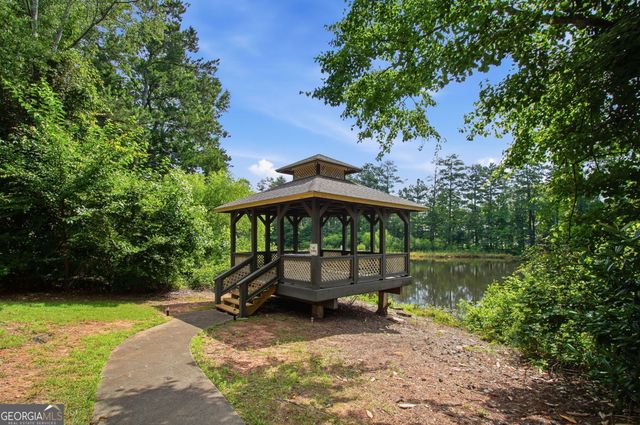 4013 Lake Pointe Circle, Roswell, GA 30075