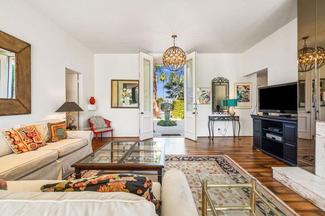 47115 El Menara Circle, Palm Desert, CA 92260