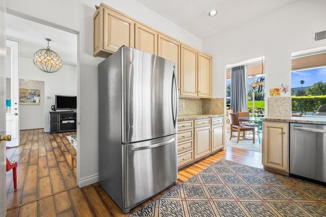 47115 El Menara Circle, Palm Desert, CA 92260