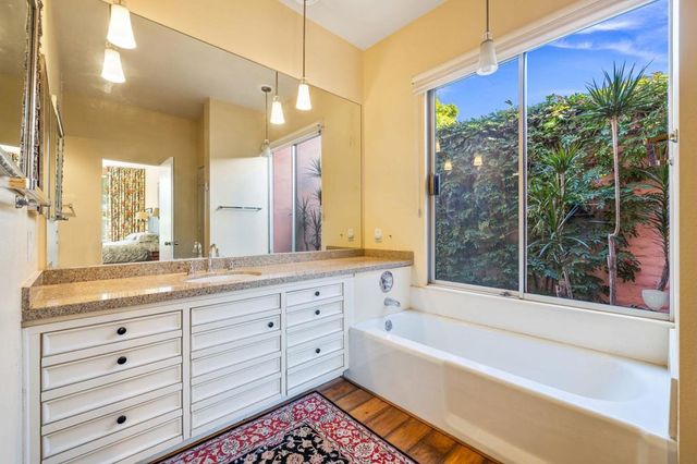 47115 El Menara Circle, Palm Desert, CA 92260