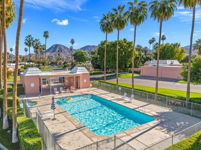 47115 El Menara Circle, Palm Desert, CA 92260